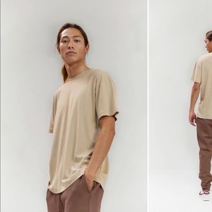 Feather Easy Crewneck Tee